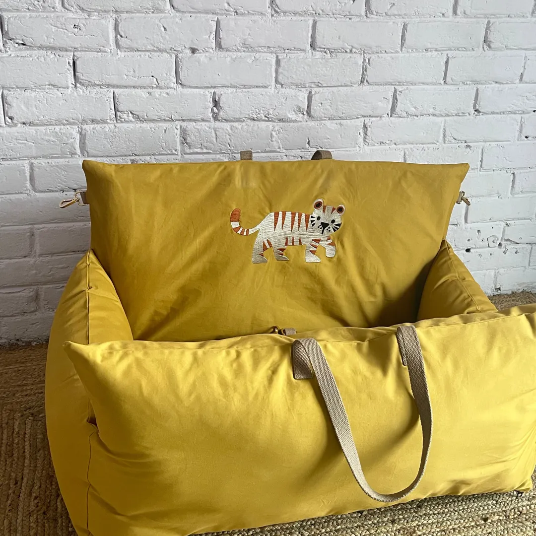 PoochMate OAK 3.0 : Majestic Tiger Travel Dog Bed Mustard : Medium
