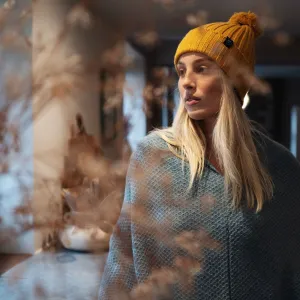 Women's Ribbed Wool Pom Pom Beanie